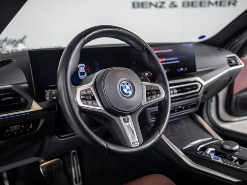 Used 2023 BMW i4 eDrive40 w/ M Sport Package RWD image 21