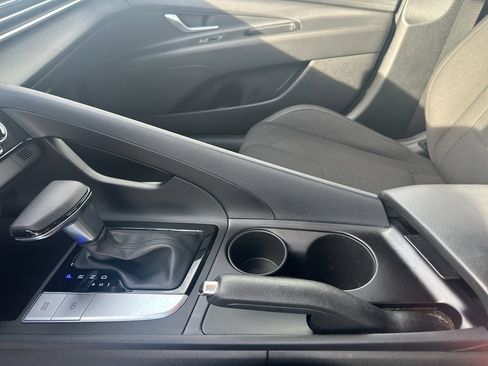 Certified 2023 Hyundai Elantra SEL image 12