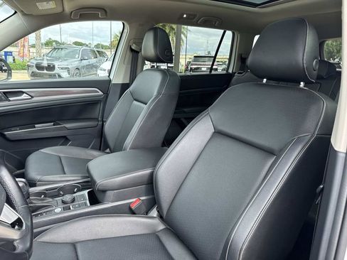 Used 2021 Volkswagen Atlas SEL AWD/4WD image 17