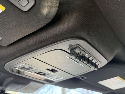 Used 2024 Ford F250 Platinum image 20