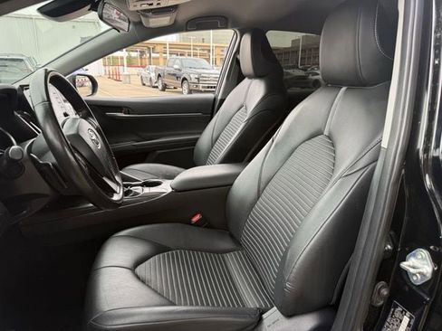 Used 2024 Toyota Camry SE FWD image 24