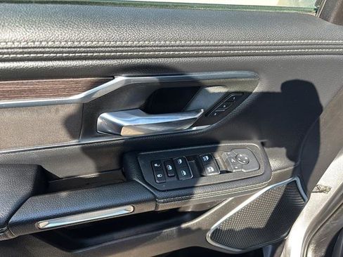 Used 2025 RAM 1500 Laramie image 14
