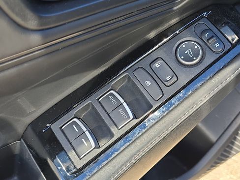 Used 2023 Honda Accord Touring image 13