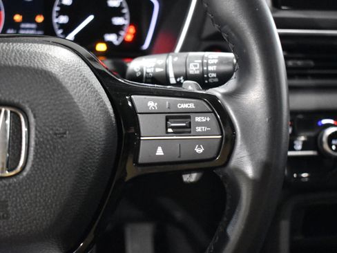 Used 2023 Honda Pilot EX-L image 17