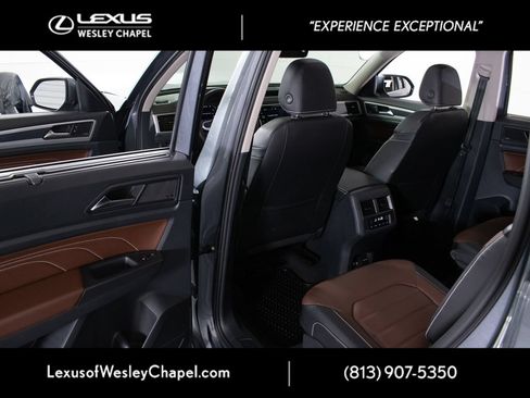 Used 2023 Volkswagen Atlas SEL Premium AWD/4WD image 15