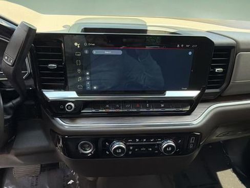 Used 2024 GMC Sierra 1500 SLT AWD/4WD image 25