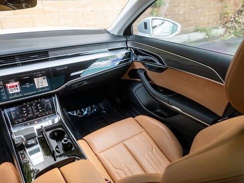 Used 2022 Audi A8 L 3.0T image 16