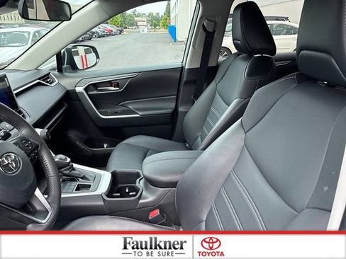 Used 2023 Toyota RAV4 XLE Premium AWD/4WD image 24