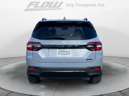 New 2026 Honda Pilot Sport image 6