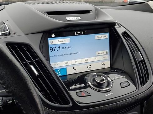 Used 2017 Ford Escape Titanium image 13