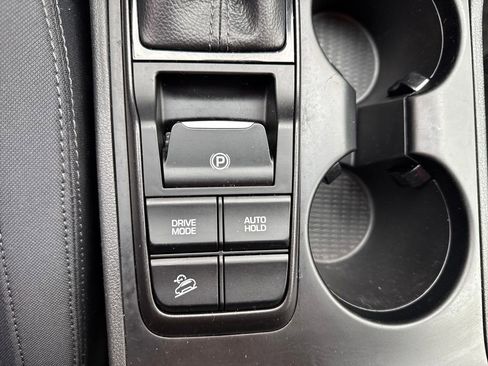 Used 2020 Hyundai Tucson Value w/ Cargo Package image 21