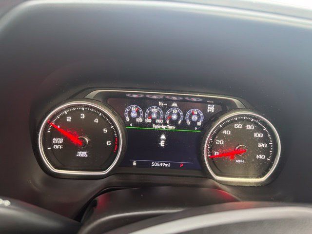 Used 2021 Chevrolet Tahoe Z71 w/ Z71 Off-Road Package AWD/4WD image 11
