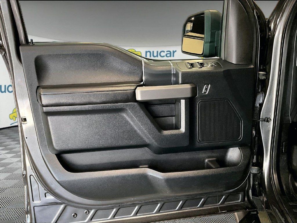 Used 2018 Ford F150 XLT w/ Equipment Group 302A Luxury AWD/4WD image 9