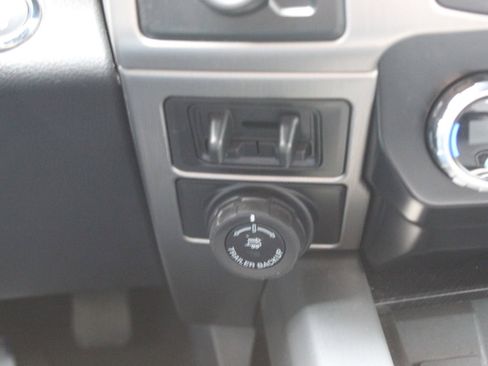 Used 2022 Ford F250 Platinum w/ FX4 Off-Road Package image 30