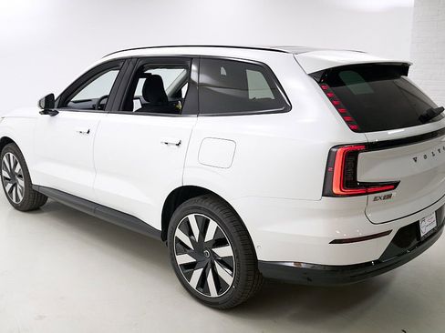 New 2026 Volvo EX90 Plus AWD/4WD image 7
