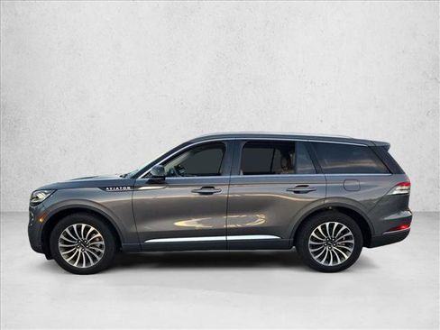 Used 2023 Lincoln Aviator Reserve RWD image 8