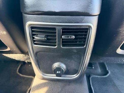 Used 2014 Chrysler 300 RWD image 31