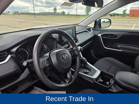 Used 2019 Toyota RAV4 LE w/ Carpet Mat Package AWD/4WD image 14