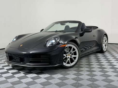 Used 2025 Porsche 911 Carrera image 1