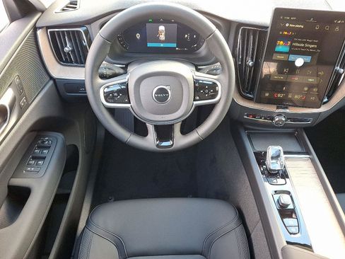 New 2026 Volvo XC60 B5 Plus w/ Protection Package Premier AWD/4WD image 7