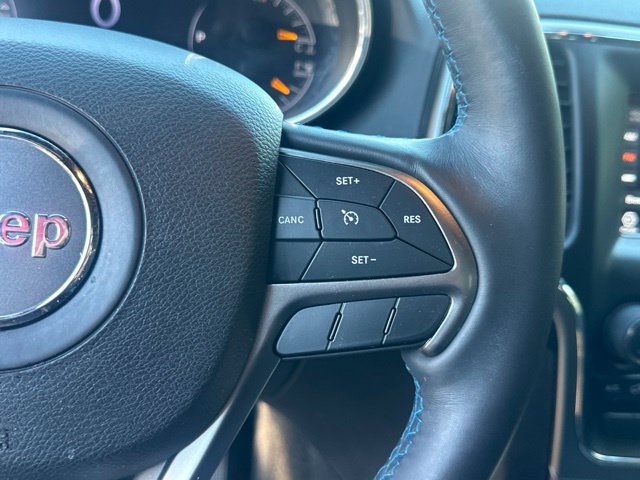 Used 2019 Jeep Grand Cherokee Laredo AWD/4WD image 9