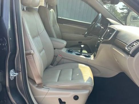 Used 2015 Jeep Grand Cherokee Limited AWD/4WD image 28