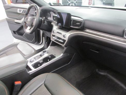 Used 2022 Ford Explorer Timberline image 25
