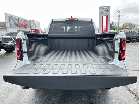 New 2026 RAM 1500 Laramie AWD/4WD image 9