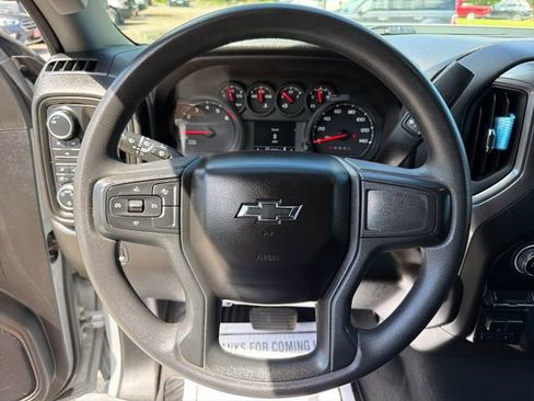Used 2025 Chevrolet Silverado 2500 Custom w/ Custom Convenience Package AWD/4WD image 16