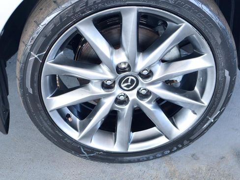 Used 2018 MAZDA MAZDA3 Touring FWD image 41
