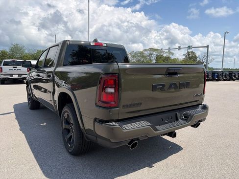 New 2027 RAM 1500 4x4 Crew Cab image 9