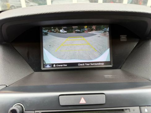 Used 2017 Acura MDX SH-AWD image 13