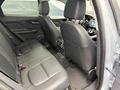 Used 2019 Jaguar F-PACE Premium AWD/4WD image 72