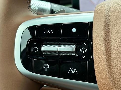 New 2026 Genesis GV70 2.5T Advanced image 22