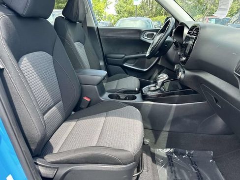 Used 2025 Kia Soul EX FWD image 9