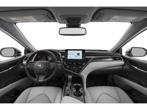 Used 2024 Toyota Camry XSE FWD image 16