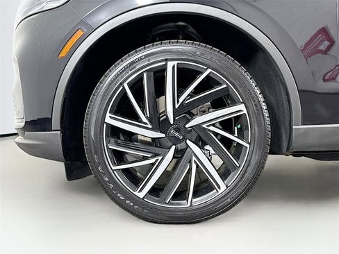 Used 2025 Lincoln Aviator Reserve w/ Equipment Group 201A AWD/4WD image 48