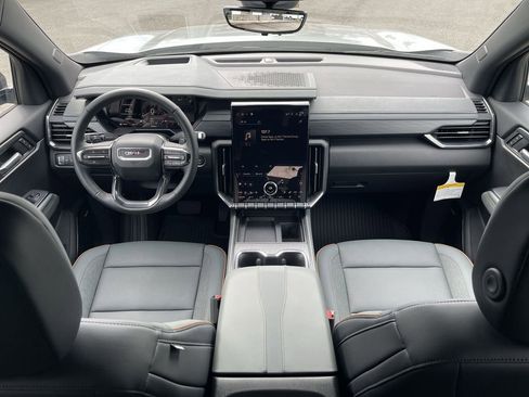 New 2026 GMC Acadia AT4 w/ Luxury Package AWD/4WD image 21