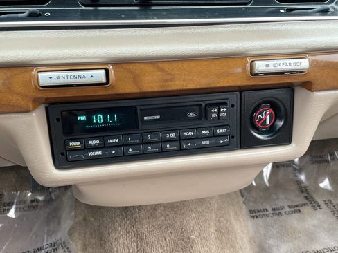 Used 1993 Mercury Grand Marquis LS image 23