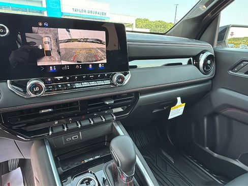 New 2025 Chevrolet Colorado Z71 w/ Technology Package image 24