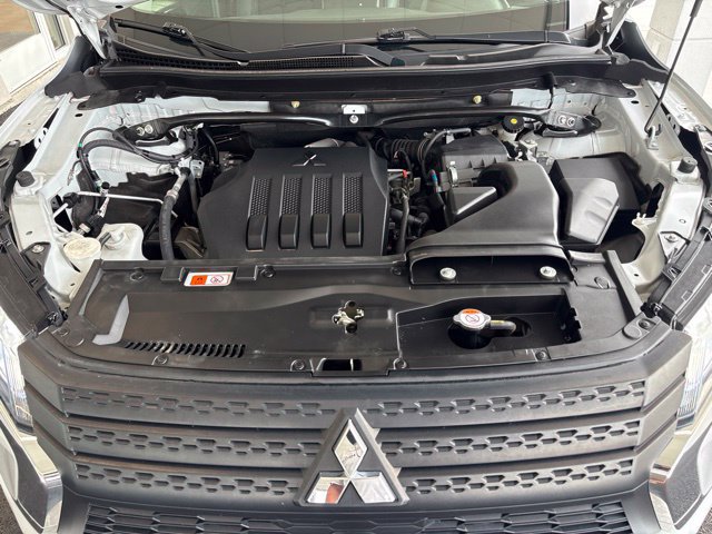 Used 2022 Mitsubishi Eclipse Cross SE AWD/4WD image 37