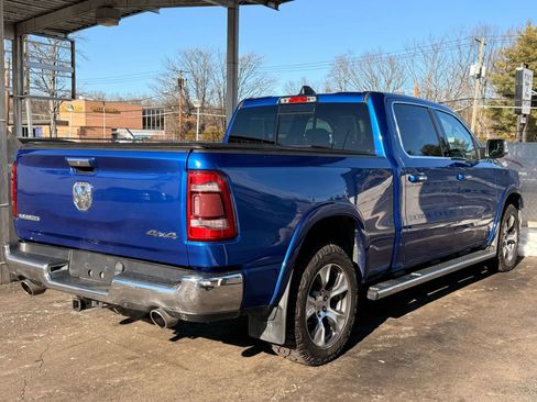 Used 2019 RAM 1500 Laramie AWD/4WD image 9