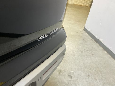 Used 2024 Nissan Pathfinder SL image 18