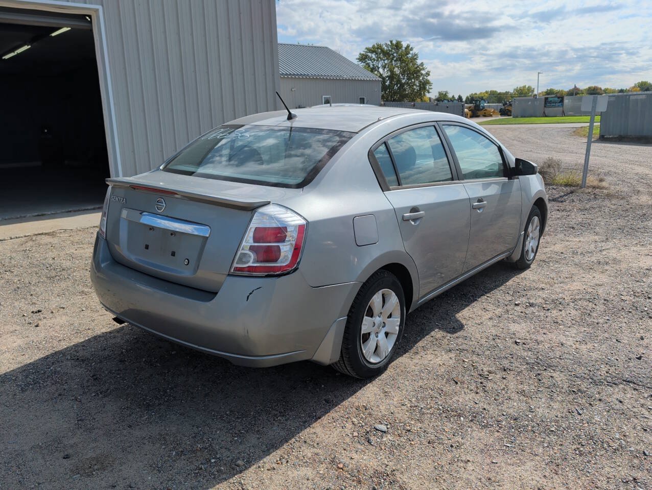 Used 2011 Nissan Sentra 2.0 FWD image 5