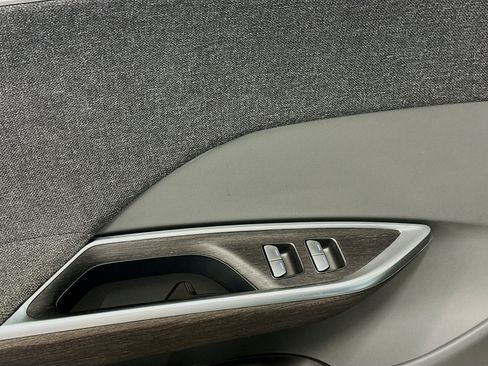 Used 2024 Lucid Air Touring image 15