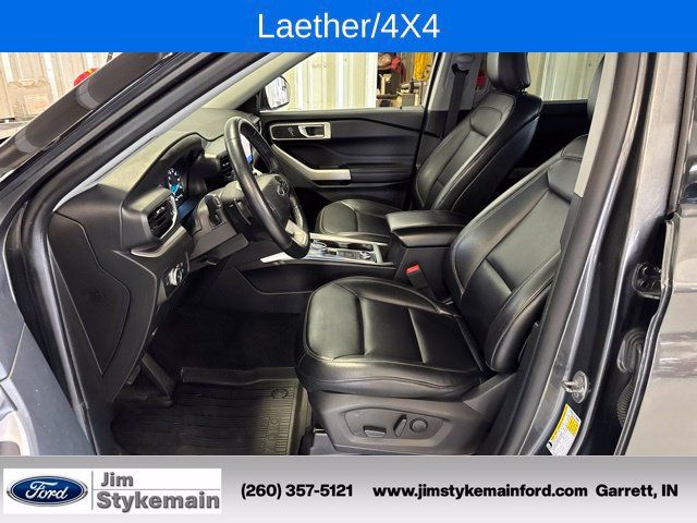 Used 2020 Ford Explorer XLT w/ Equipment Group 202A AWD/4WD image 28