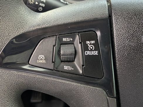 Used 2017 GMC Terrain SLE FWD image 23