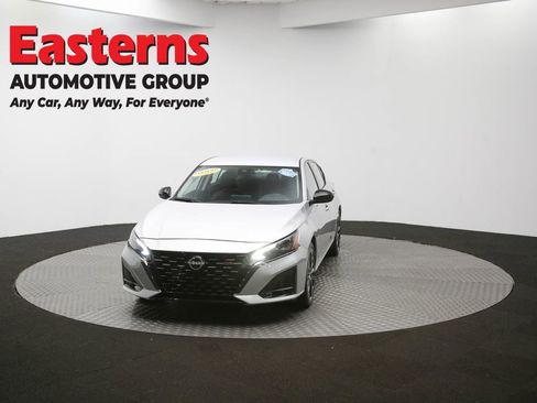 Used 2024 Nissan Altima 2.5 SR image 52