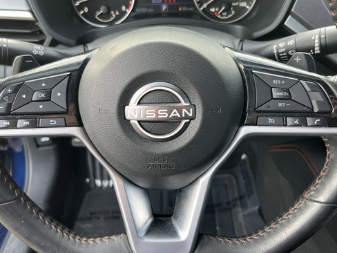 Used 2023 Nissan Altima 2.5 SR FWD image 19