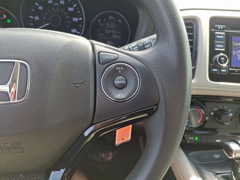 Used 2022 Honda HR-V LX image 21
